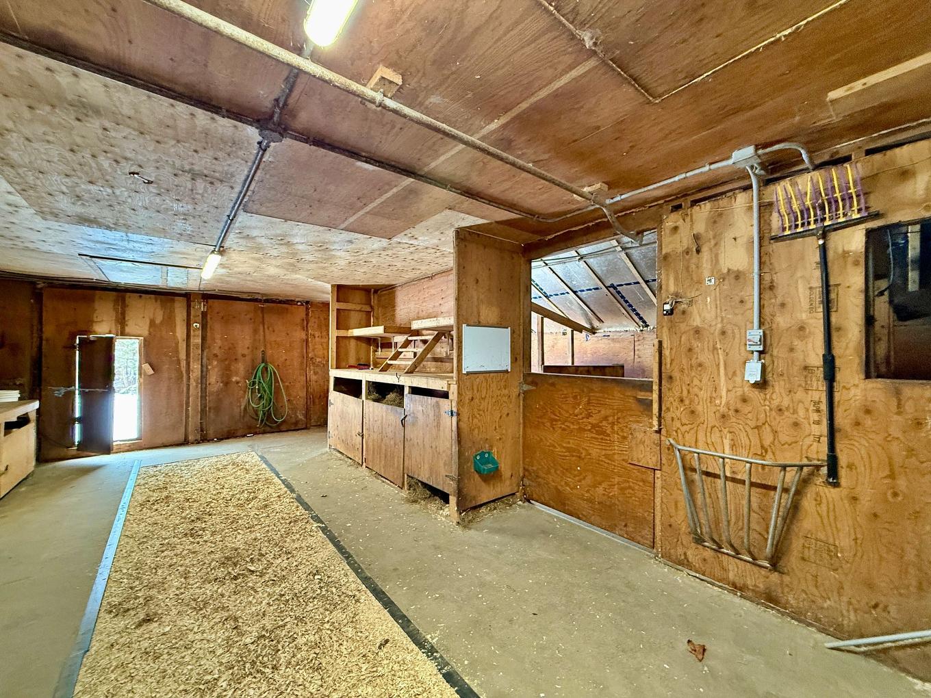 Barn - 508 Route De Mansonville, Potton, QC