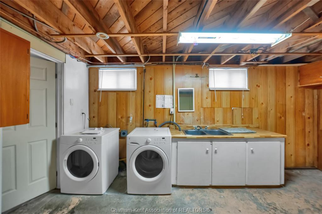 4 Jupiter Avenue, Chatham, ON