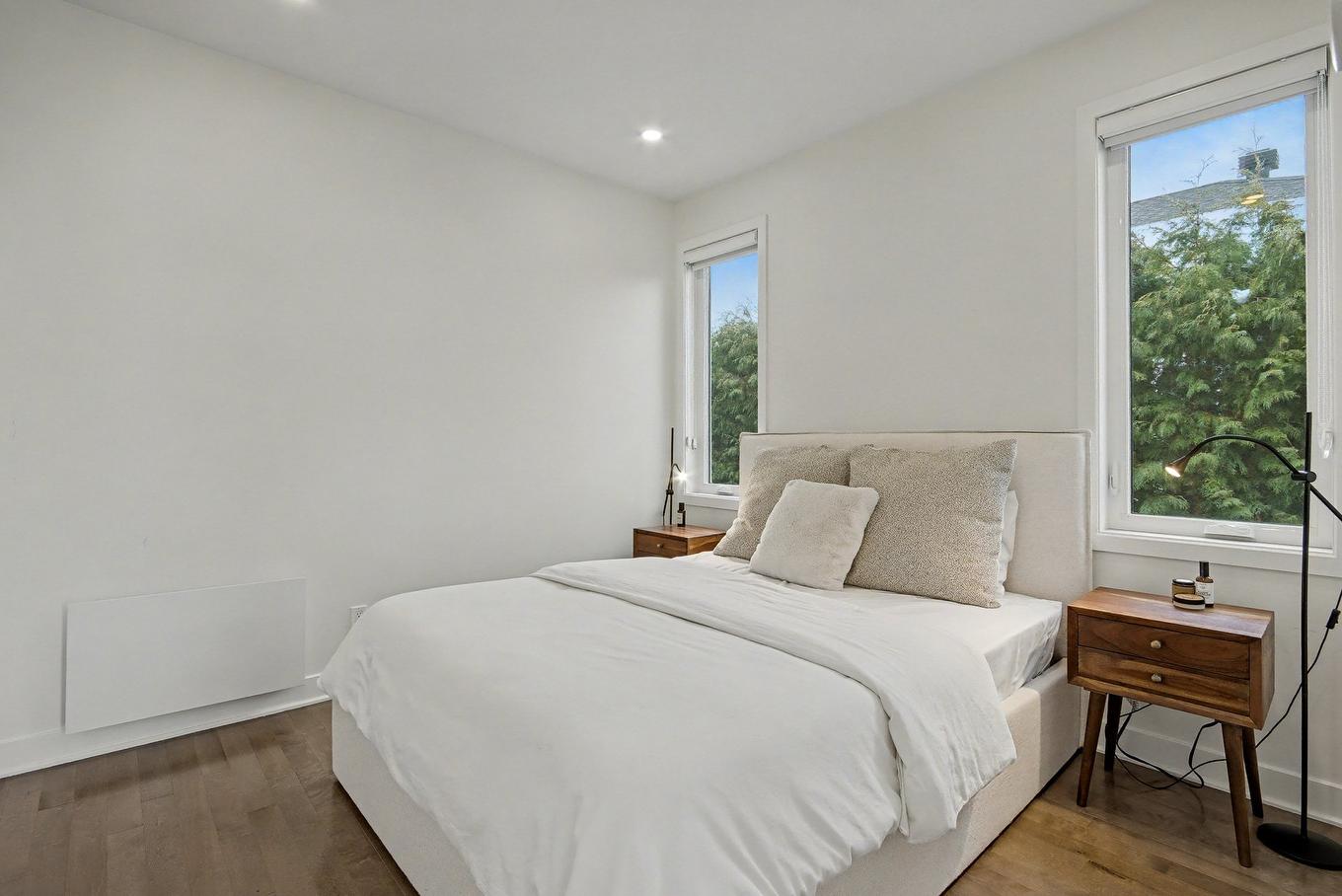 Chambre à coucher principale - 23 Rue Arcand, Saint-Jean-Sur-Richelieu, QC - Indoor Photo Showing Bedroom