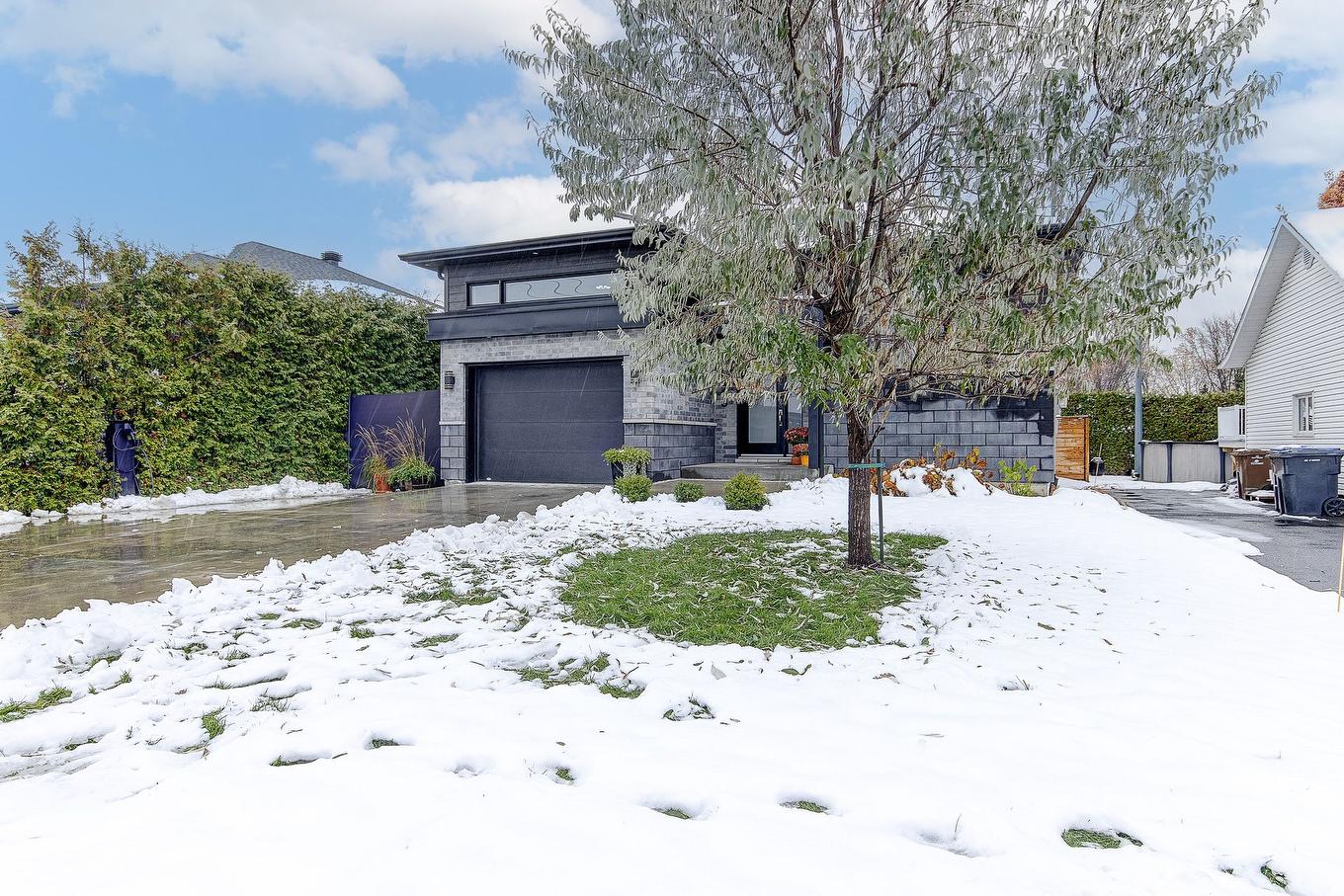 Façade - 23 Rue Arcand, Saint-Jean-Sur-Richelieu, QC - Outdoor