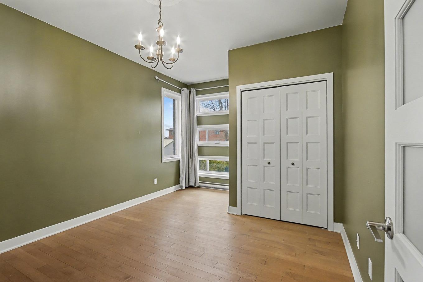 Bedroom - 724 Rue Des Des Carrières, Saint-Jean-Sur-Richelieu, QC - Indoor Photo Showing Other Room