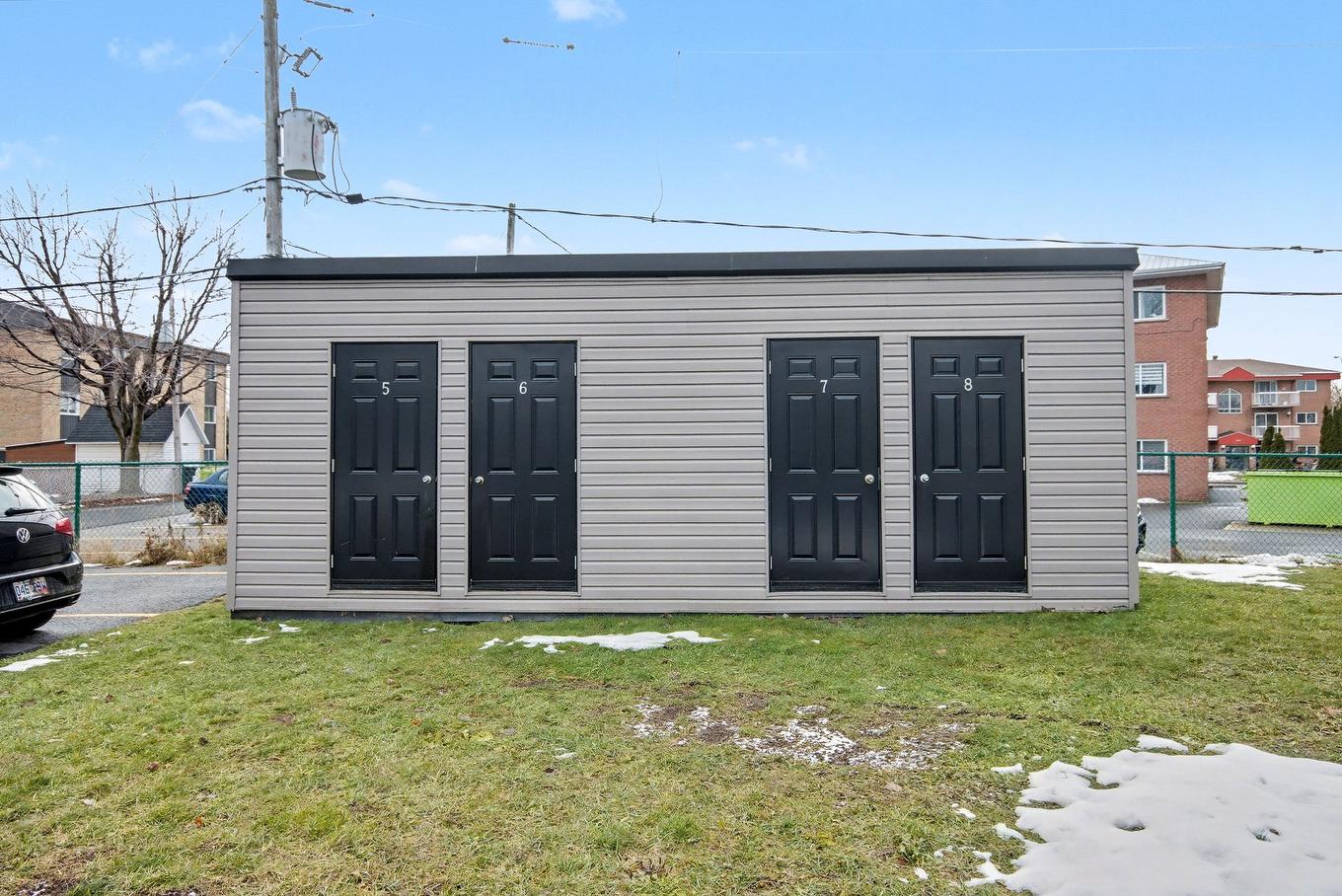 Shed - 724 Rue Des Des Carrières, Saint-Jean-Sur-Richelieu, QC - Outdoor