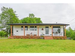 3180 Alcide ST Tracadie, NB E1X 1A5