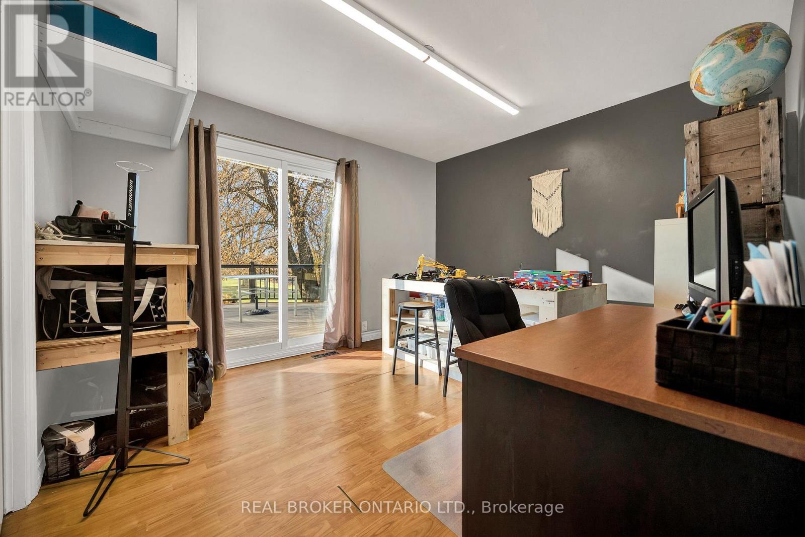 3766 Lobsinger Line, Wellesley, ON - Indoor