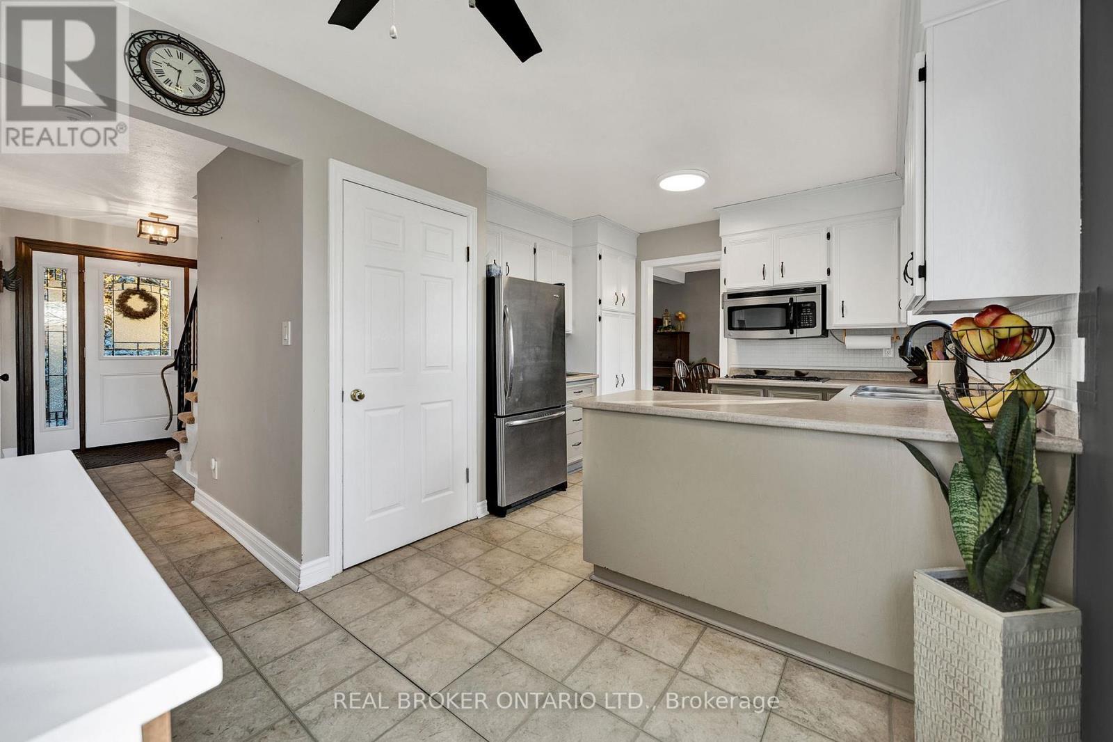 3766 Lobsinger Line, Wellesley, ON - Indoor Photo Showing Kitchen