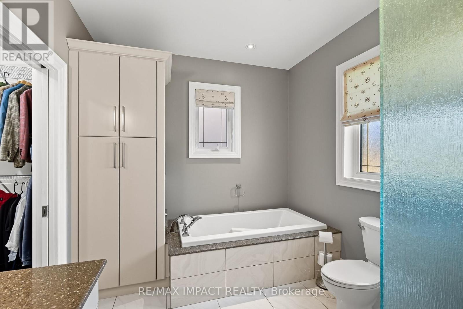 22 Daniels Drive, Brighton, ON - Indoor Photo Showing Bathroom
