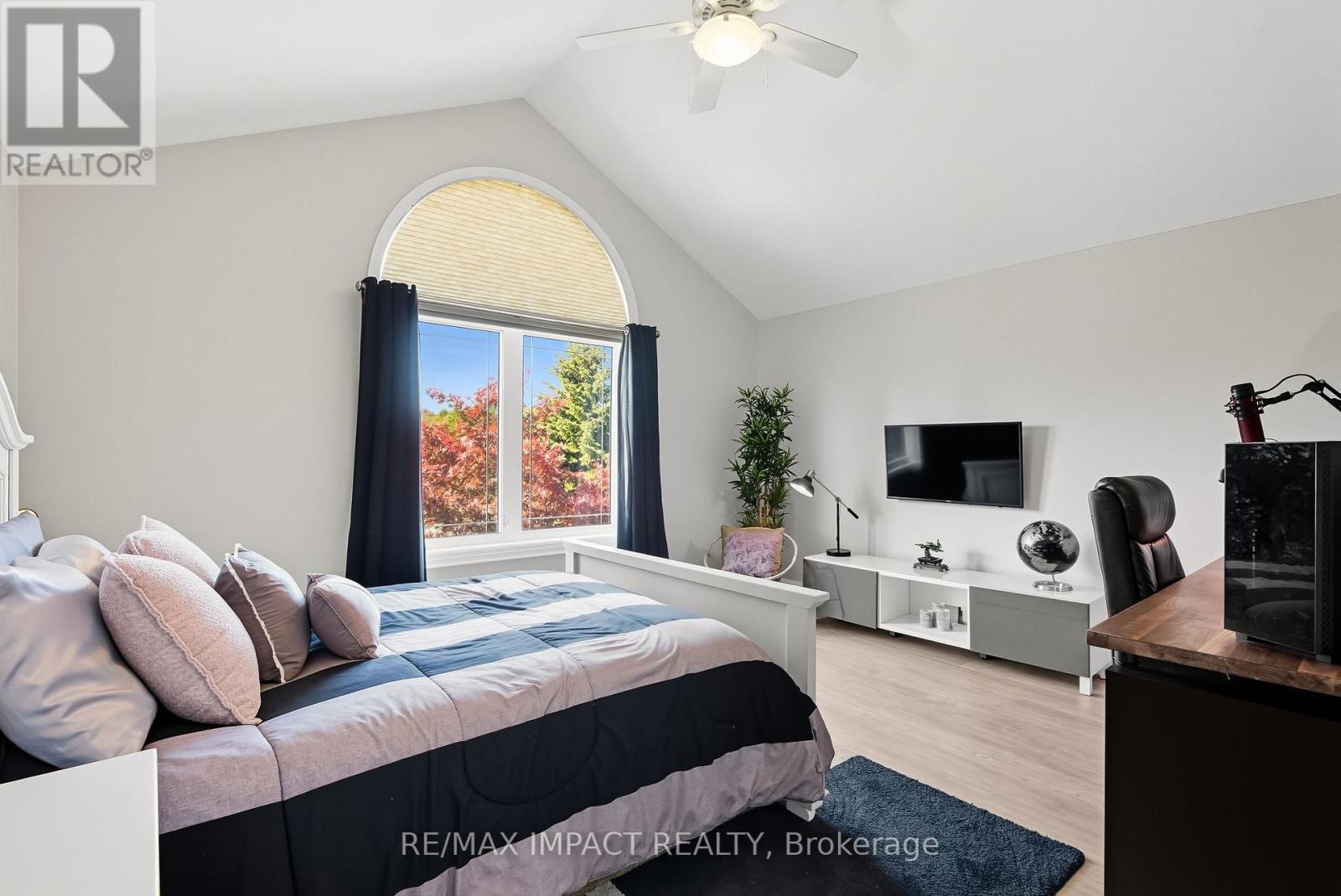 22 Daniels Drive, Brighton, ON - Indoor Photo Showing Bedroom