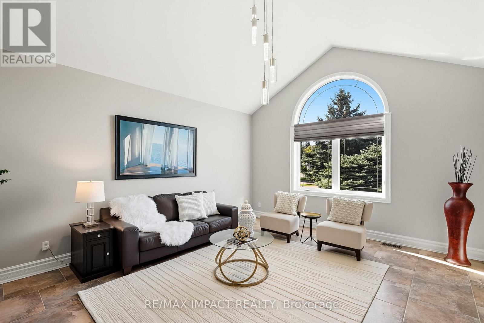 22 Daniels Drive, Brighton, ON - Indoor Photo Showing Living Room