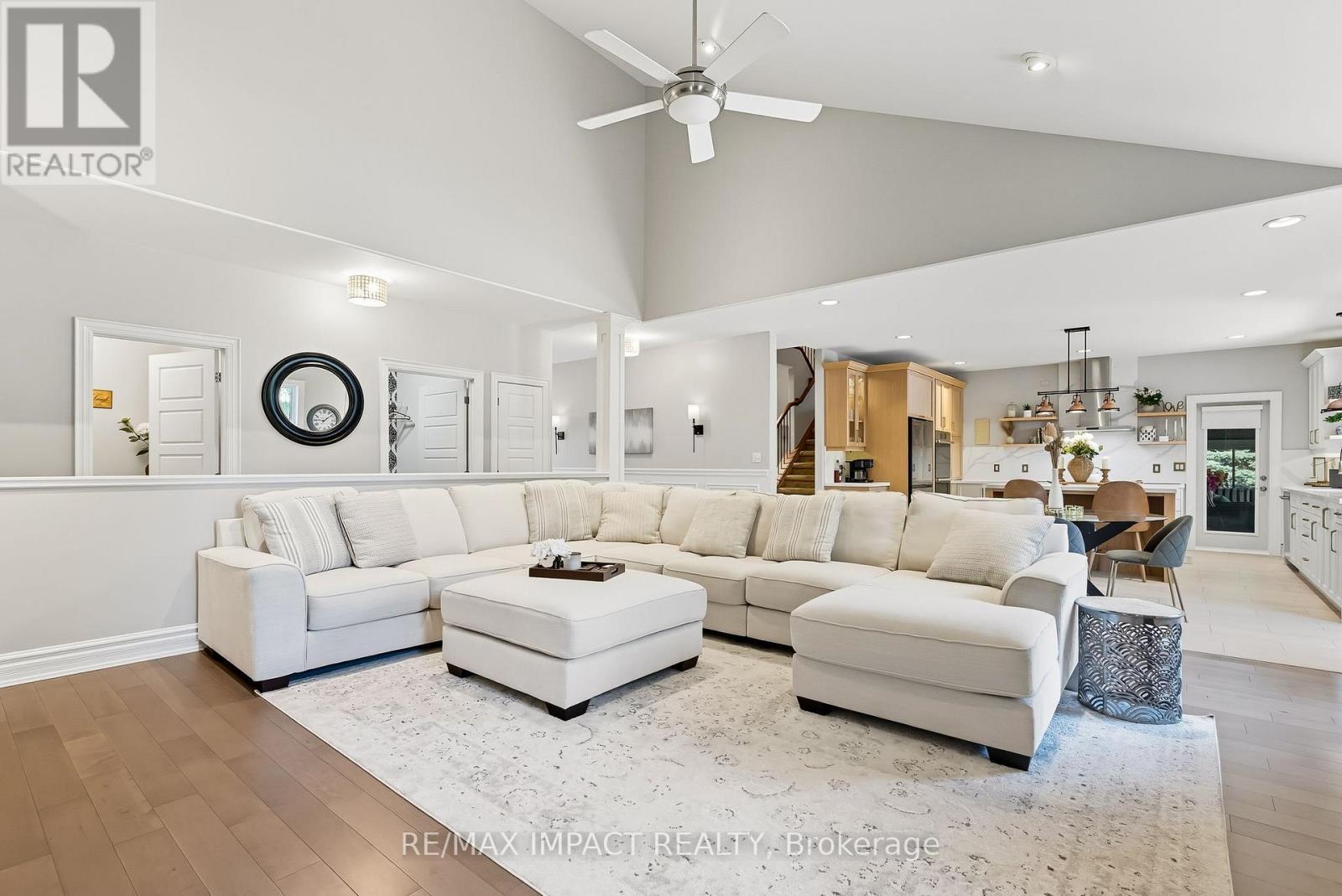 22 Daniels Drive, Brighton, ON - Indoor Photo Showing Living Room