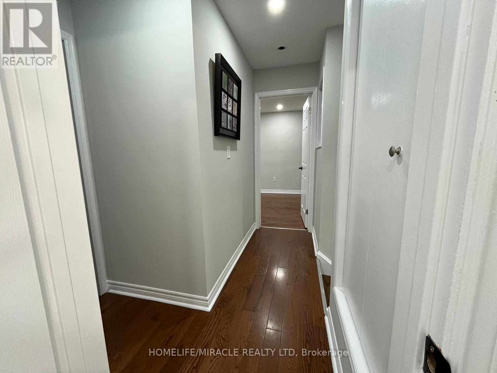 Uppers - Exclude Basement - 7043 Bonnie Street, Niagara Falls, ON - Indoor Photo Showing Other Room