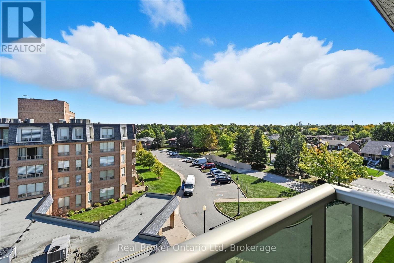 524 - 8111 Forest Glen Drive, Niagara Falls (Mt. Carmel), ON - Outdoor With Balcony With View
