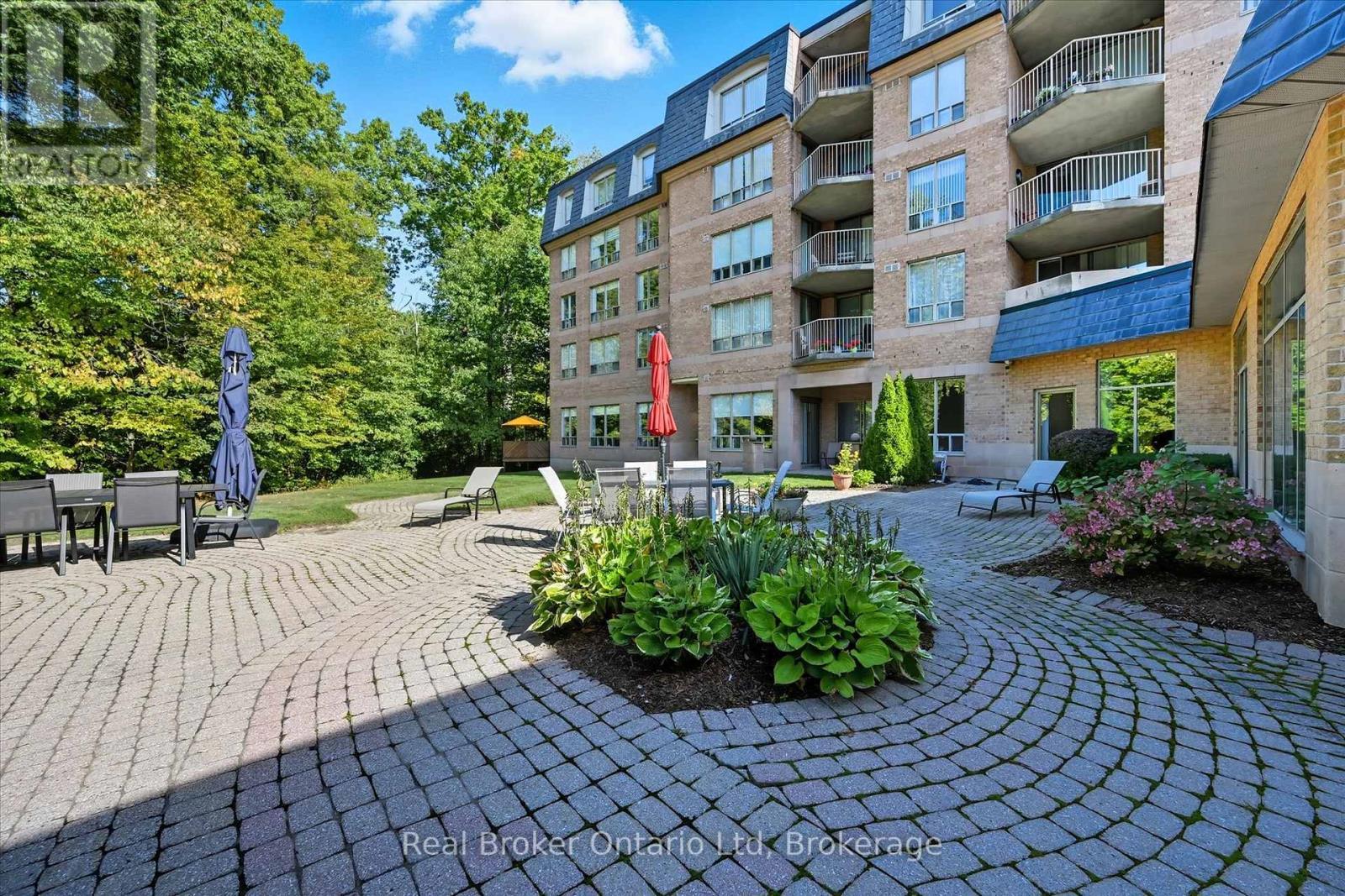 524 - 8111 Forest Glen Drive, Niagara Falls (Mt. Carmel), ON - Outdoor With Balcony