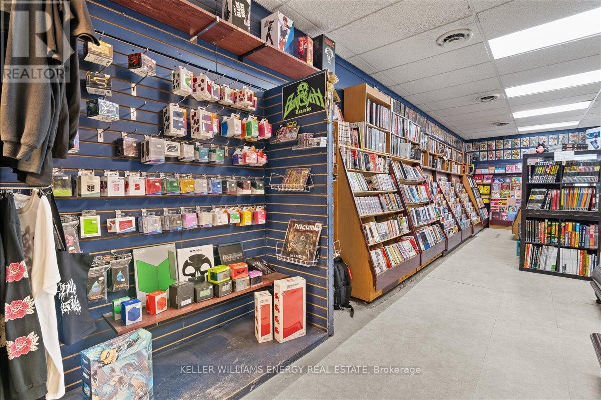 80 Simcoe Street N, Oshawa (O'Neill), ON