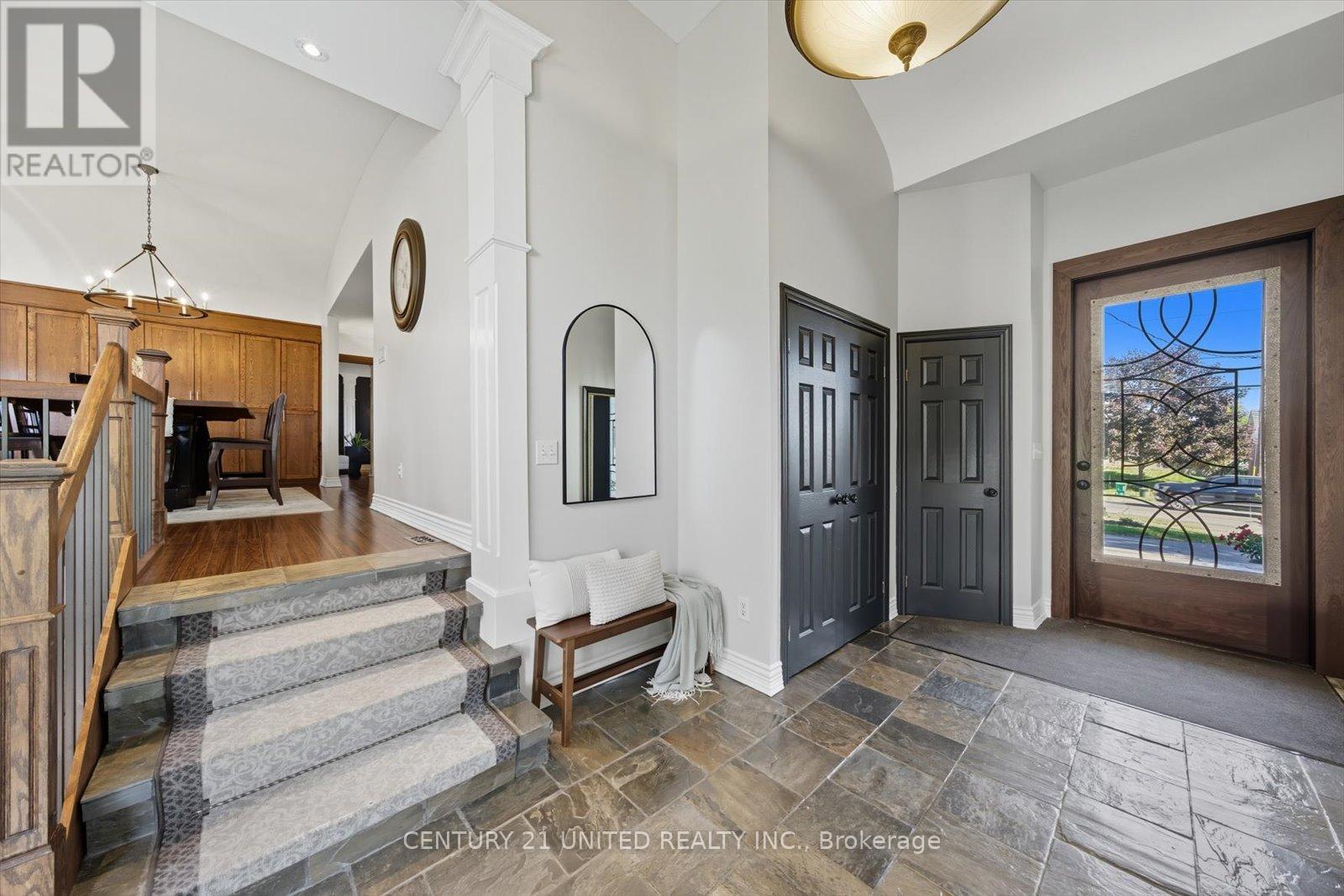 749 Spillsbury Drive, Peterborough (Otonabee Ward 1), ON - Indoor Photo Showing Other Room