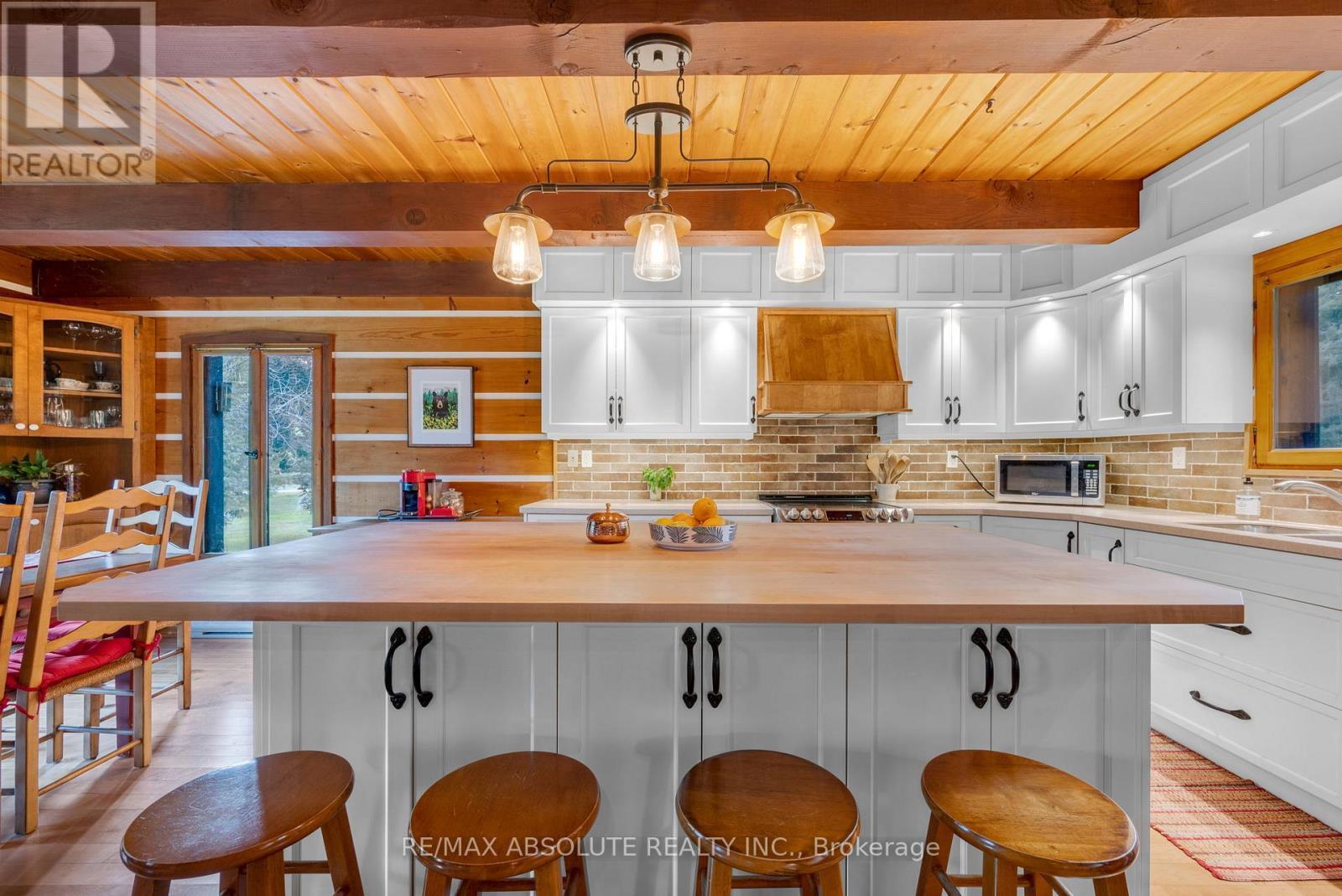 188 Burns Drive, Mcnab/Braeside, ON - Indoor Photo Showing Kitchen