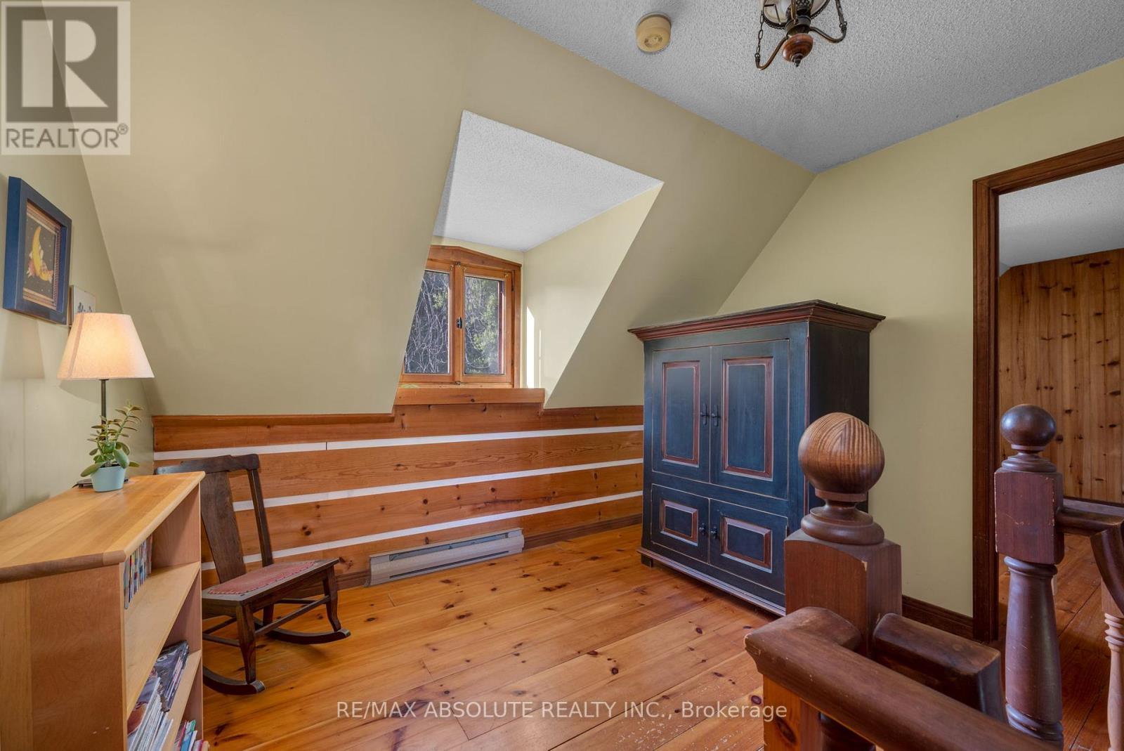 188 Burns Drive, Mcnab/Braeside, ON - Indoor Photo Showing Other Room