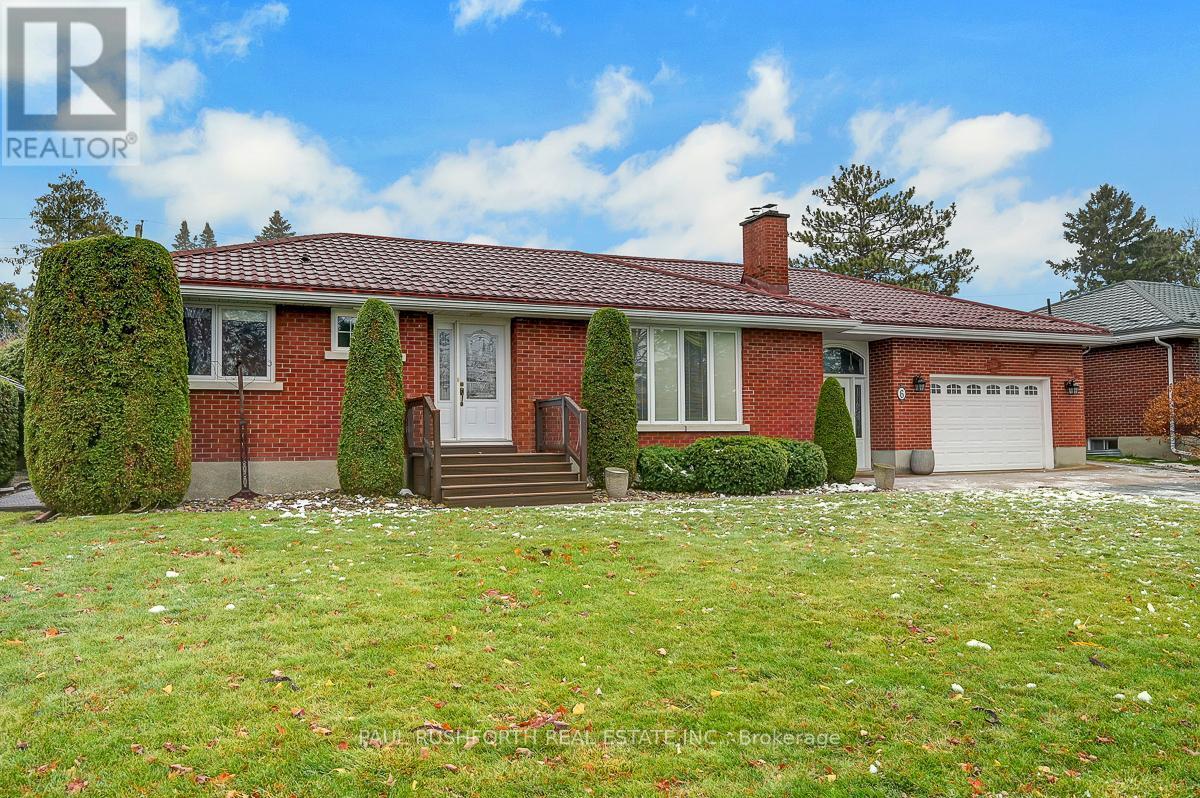 6 Roundhay - 6 Roundhay Drive, Ottawa, ON - Outdoor