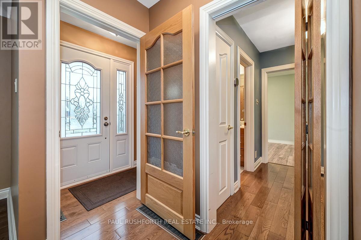 Entry - 6 Roundhay Drive, Ottawa, ON - Indoor Photo Showing Other Room