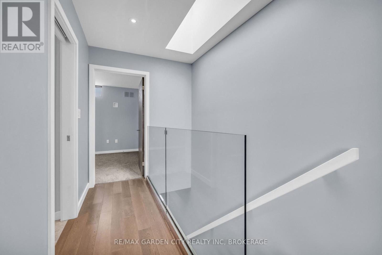 12 1/2 Beamer Court, Thorold (Confederation Heights), ON - Indoor Photo Showing Other Room