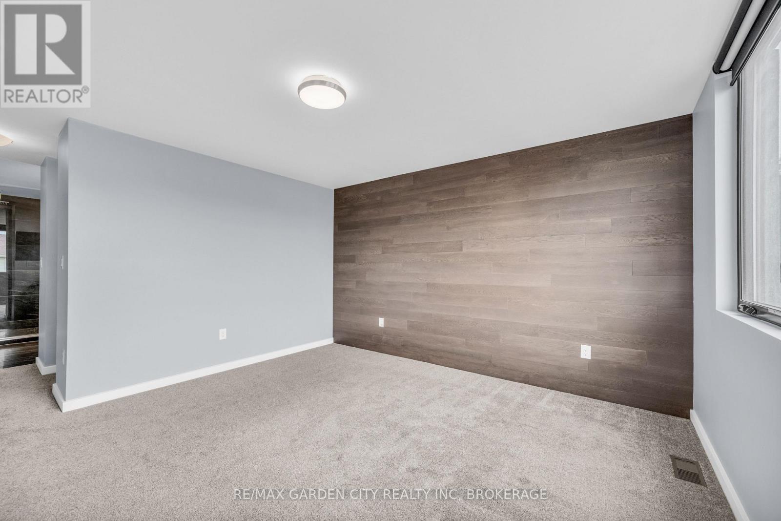 12 1/2 Beamer Court, Thorold (Confederation Heights), ON - Indoor Photo Showing Other Room
