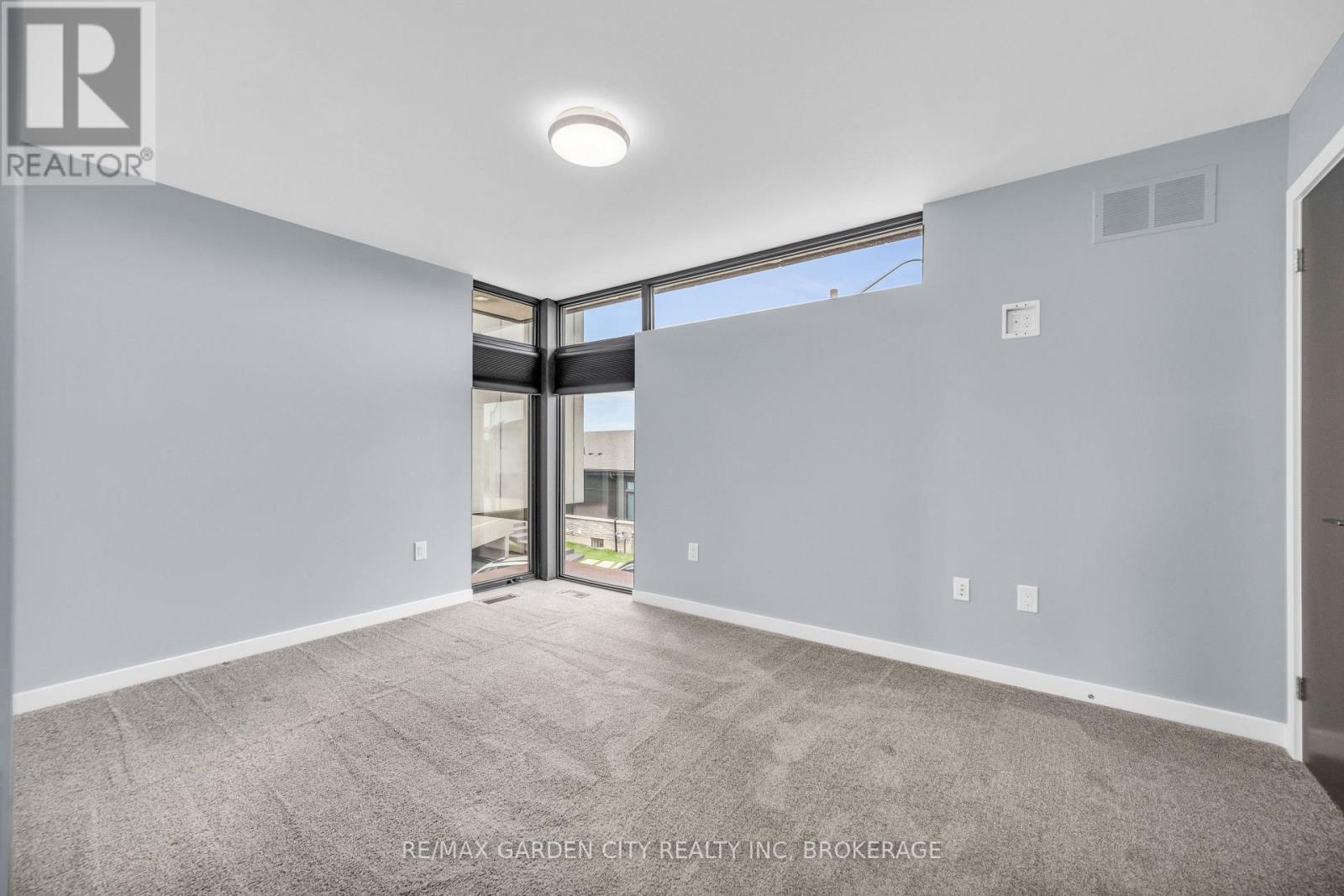 12 1/2 Beamer Court, Thorold (Confederation Heights), ON - Indoor Photo Showing Other Room