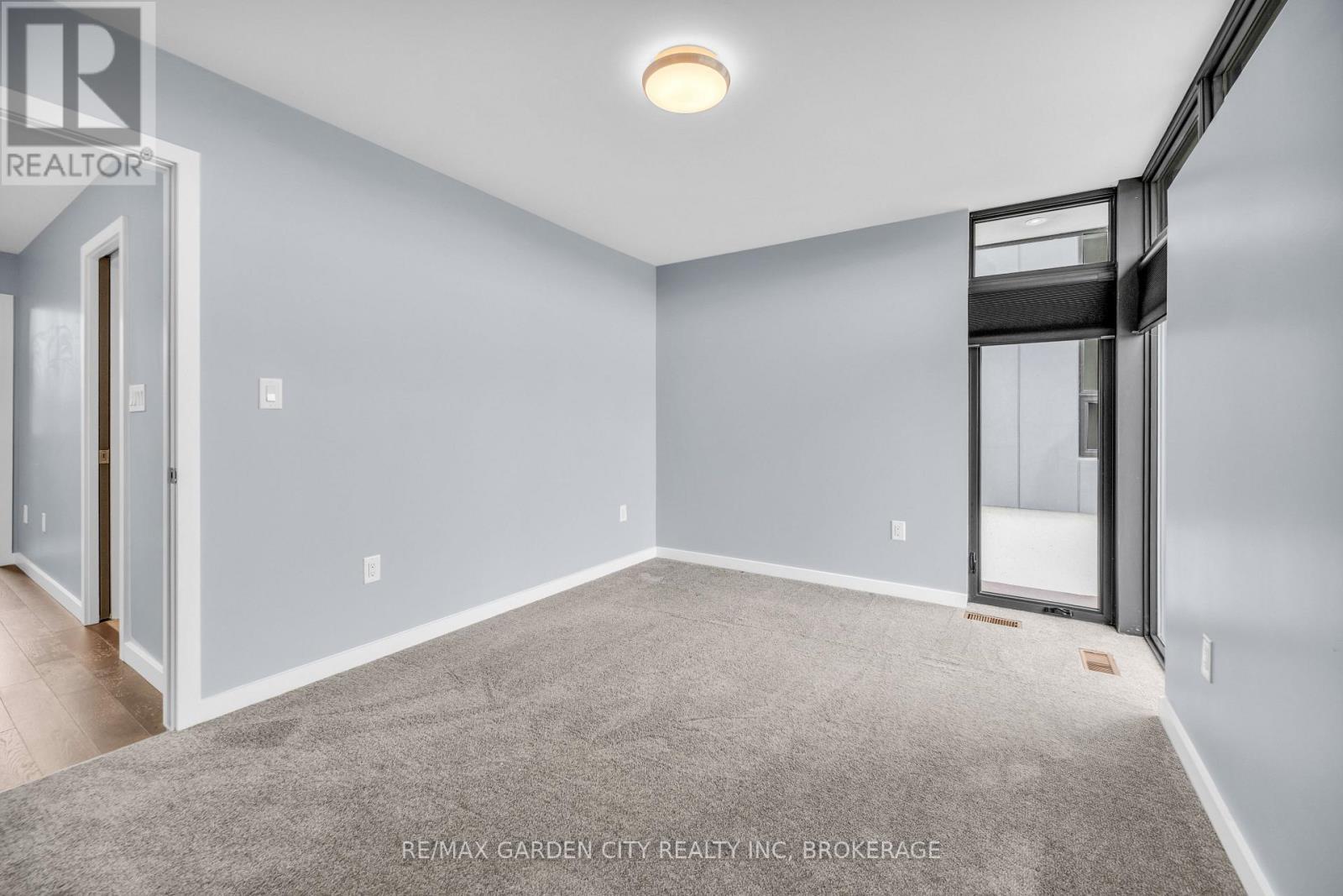 12 1/2 Beamer Court, Thorold (Confederation Heights), ON - Indoor Photo Showing Other Room