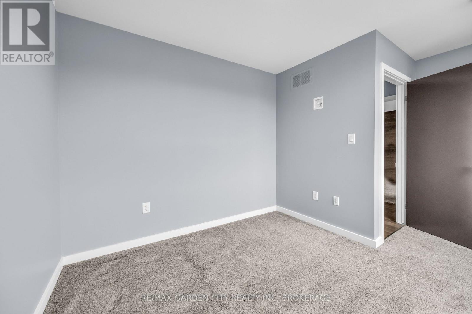 12 1/2 Beamer Court, Thorold (Confederation Heights), ON - Indoor Photo Showing Other Room