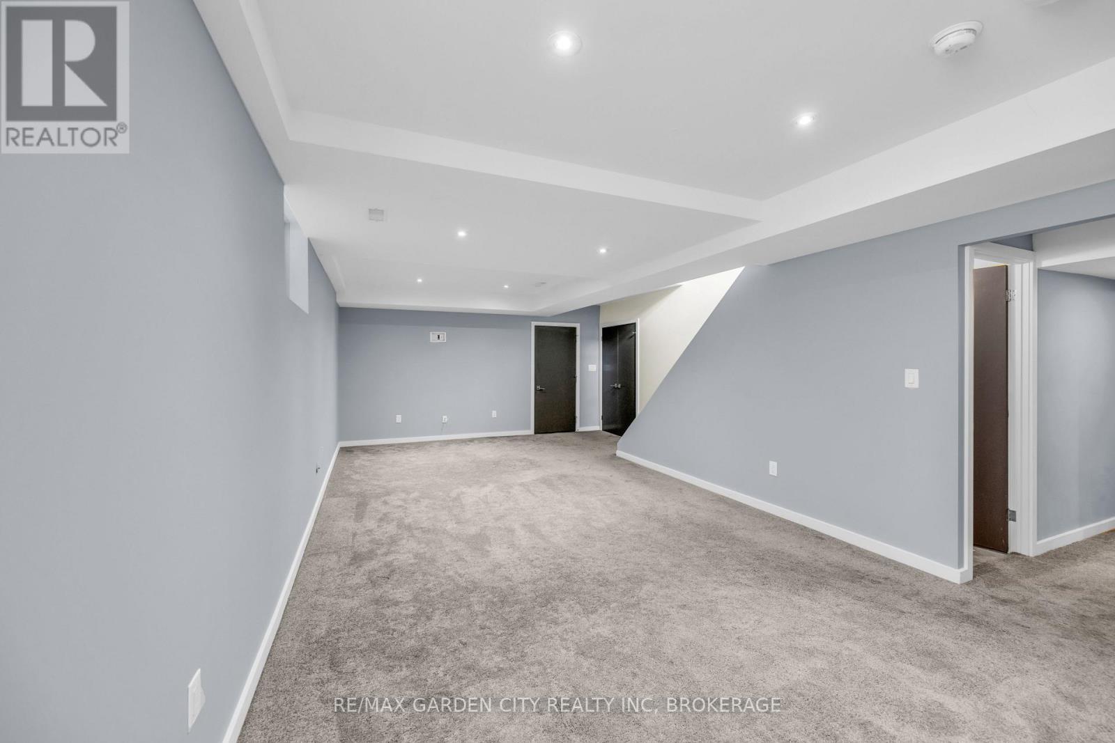 12 1/2 Beamer Court, Thorold (Confederation Heights), ON - Indoor Photo Showing Other Room