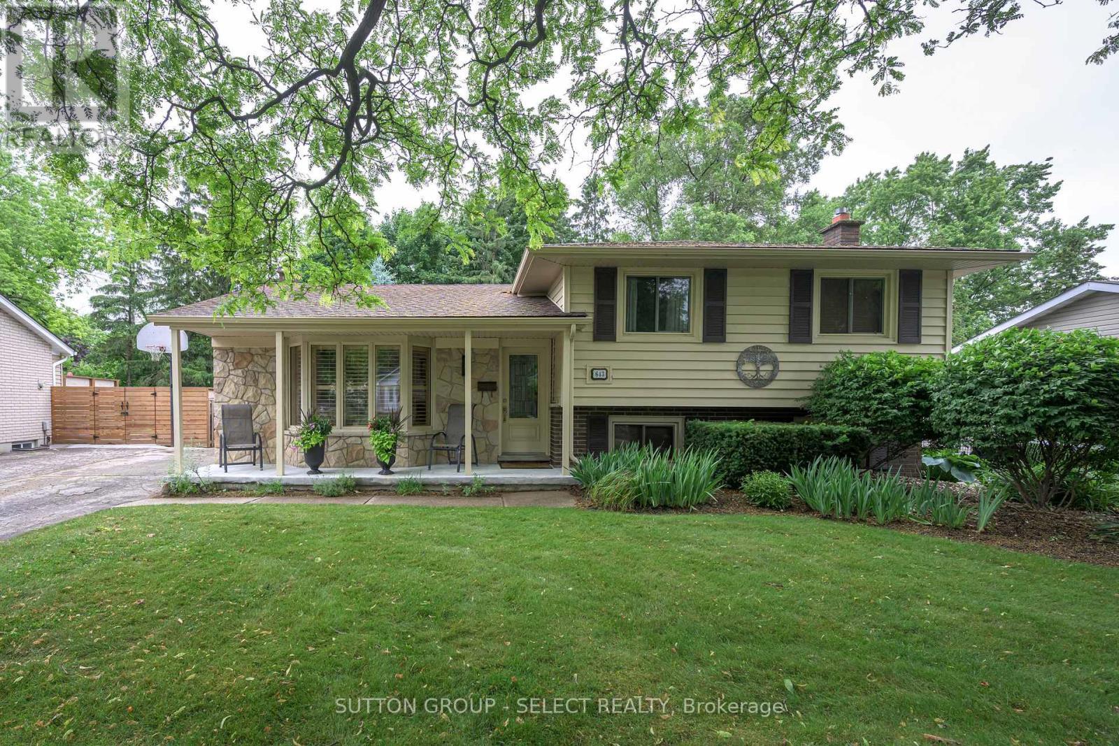 643 Dunboyne Crescent, London North (North H), ON - Outdoor With Deck Patio Veranda With Facade