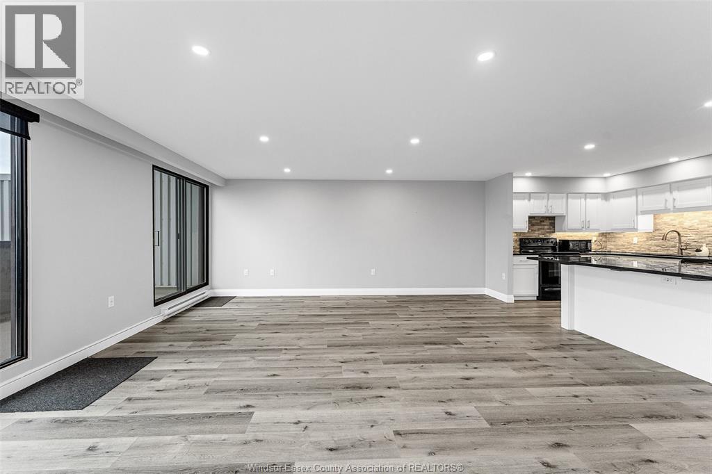 380 Pelissier Unit# 1103, Windsor, ON - Indoor Photo Showing Other Room