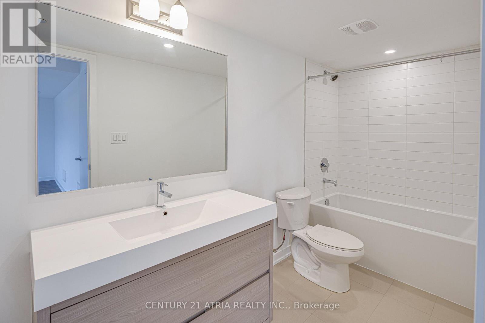 28 Turtle Island Road, Toronto, ON - Indoor Photo Showing Bathroom