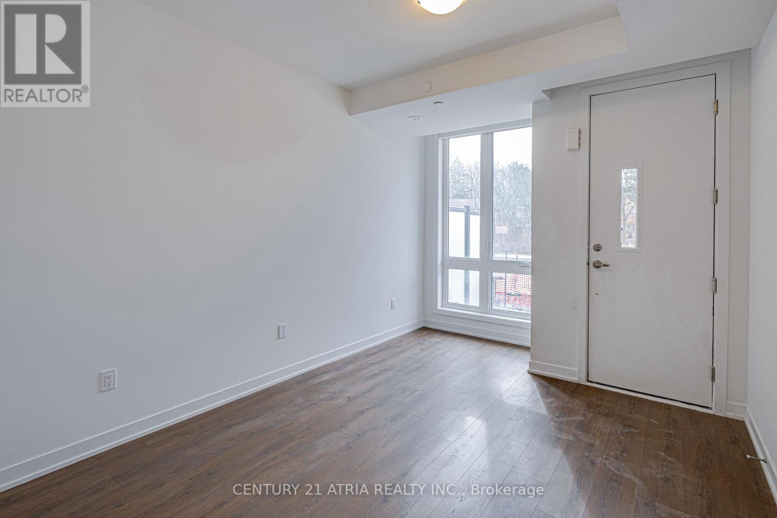 28 Turtle Island Road, Toronto, ON - Indoor Photo Showing Other Room