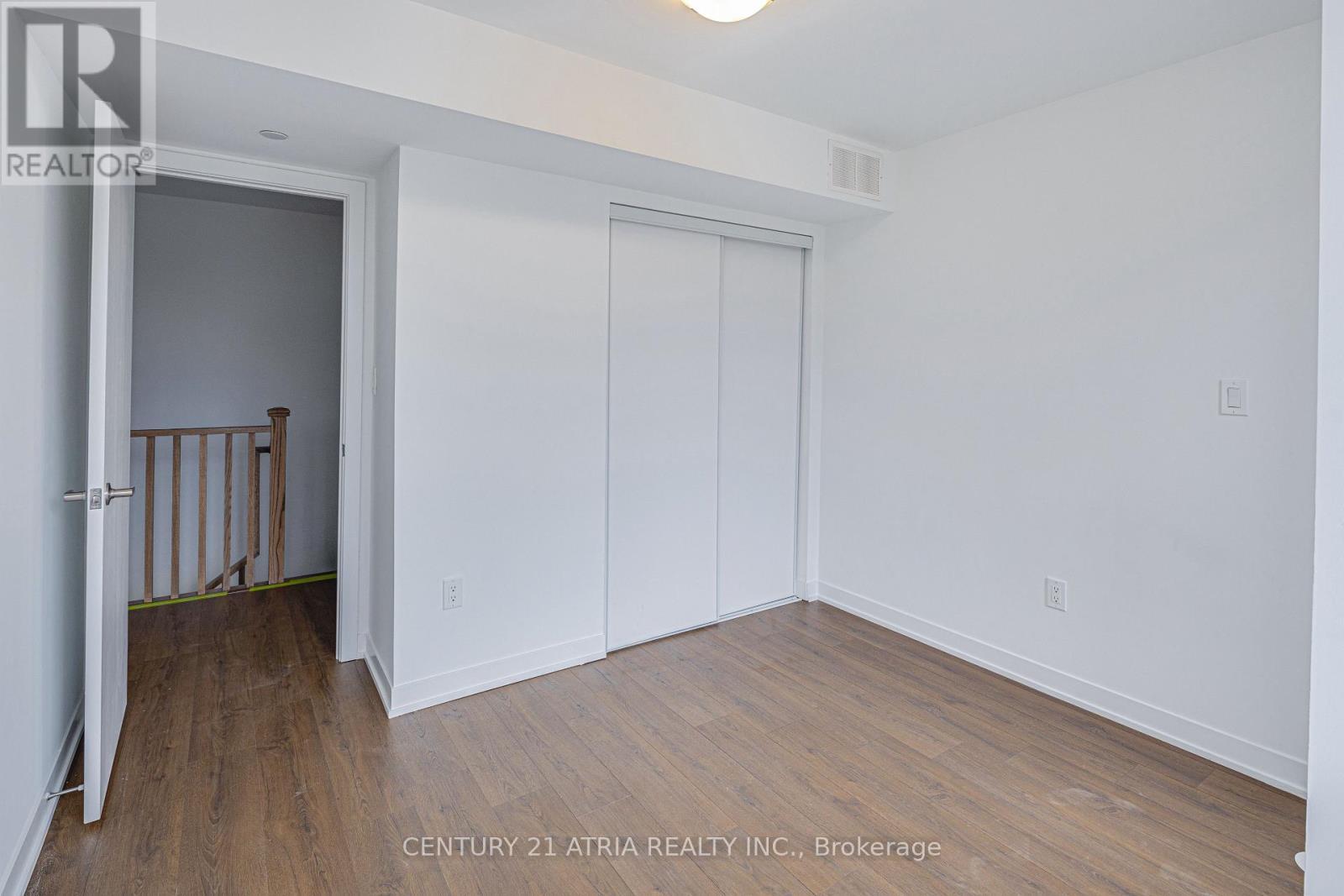 28 Turtle Island Road, Toronto, ON - Indoor Photo Showing Other Room