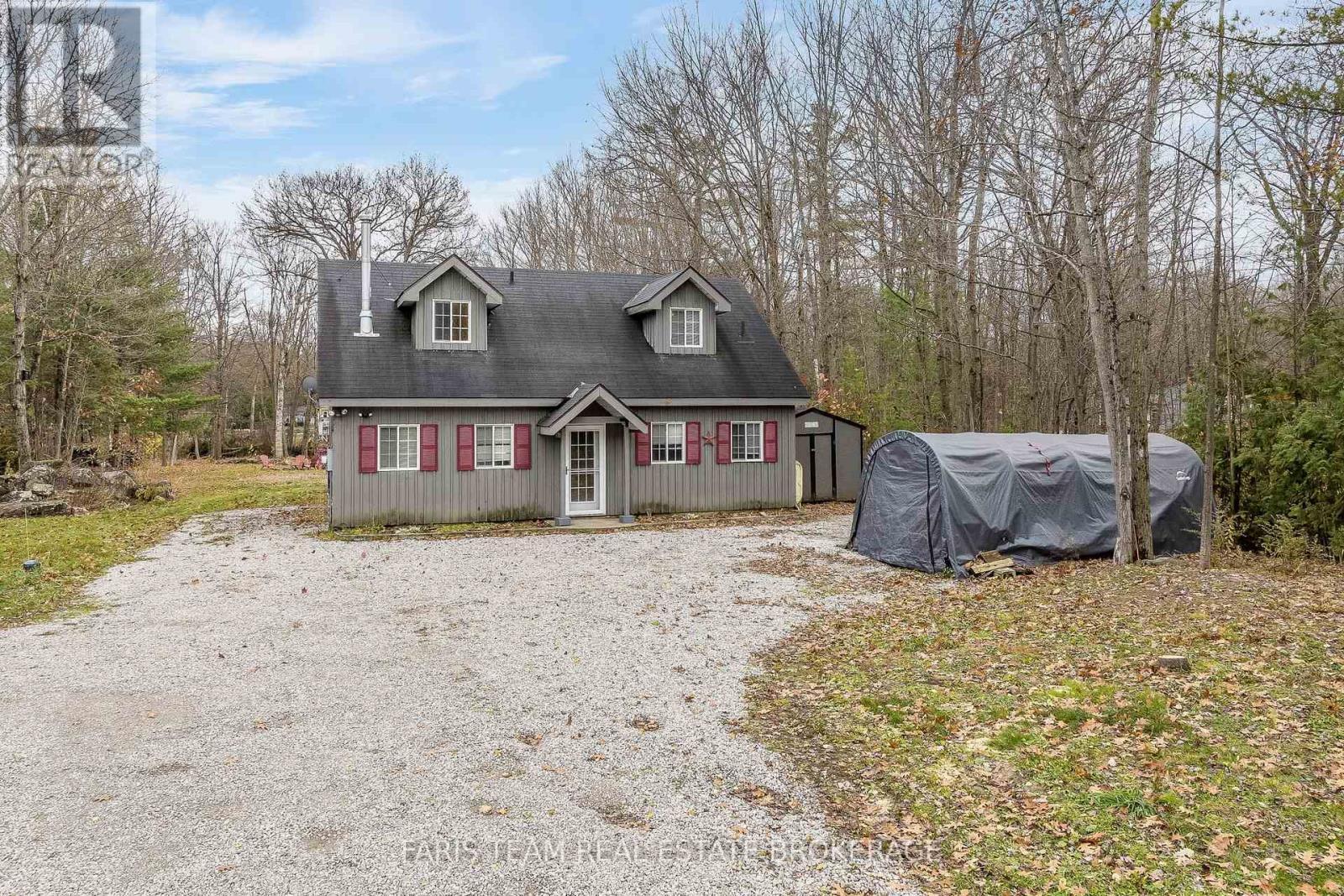 7516 Island Crescent, Ramara, ON - Outdoor