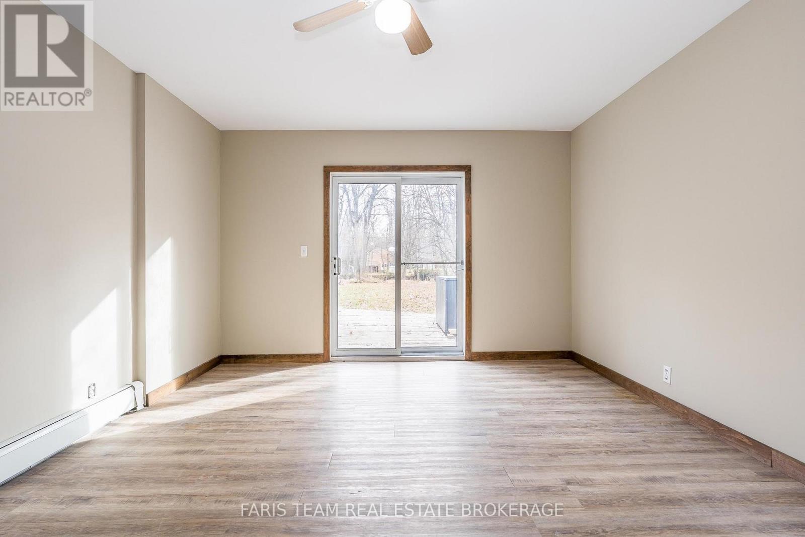 7516 Island Crescent, Ramara, ON - Indoor Photo Showing Other Room