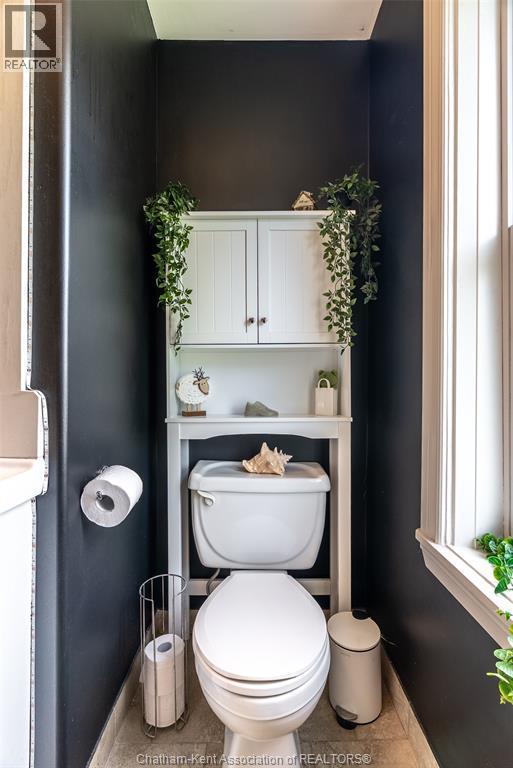 21 Alice Street, Thamesville, ON - Indoor Photo Showing Bathroom