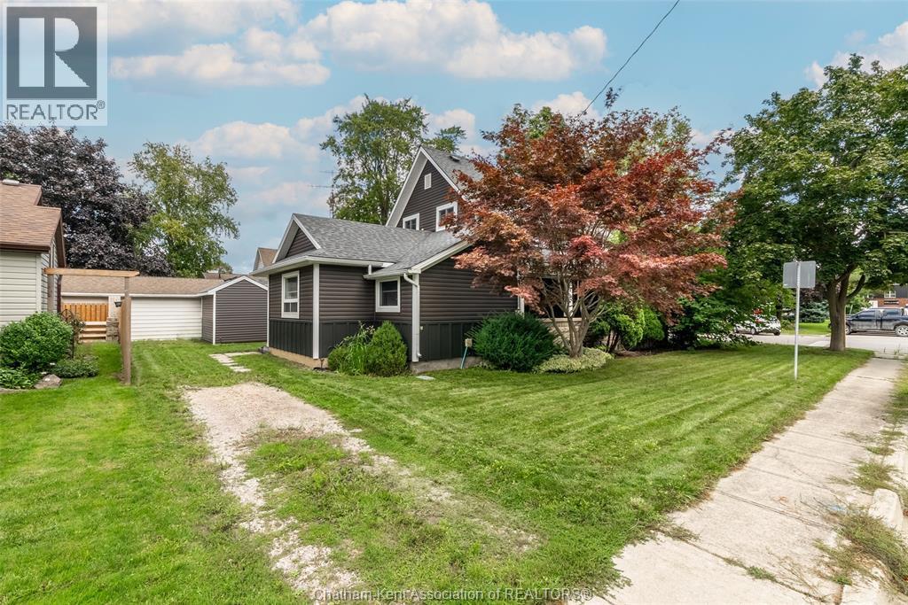 21 Alice Street, Thamesville, ON - Outdoor