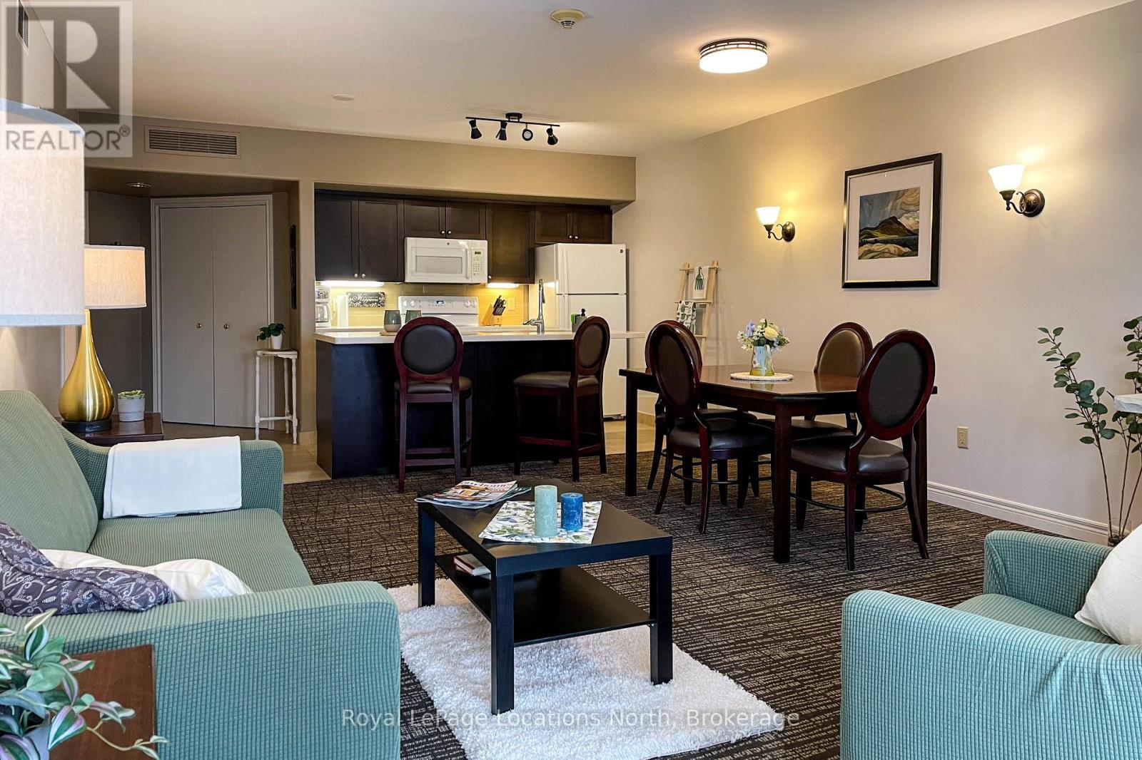 2242/2243 - 90 Highland Drive, Oro-Medonte (Horseshoe Valley), ON - Indoor