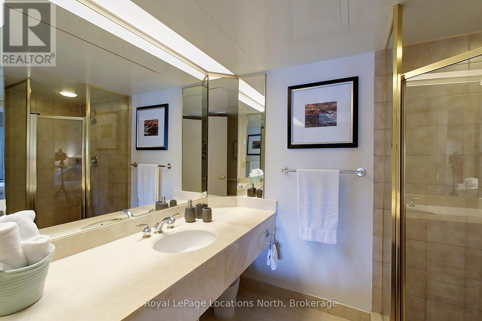 2242/2243 - 90 Highland Drive, Oro-Medonte (Horseshoe Valley), ON - Indoor Photo Showing Bathroom