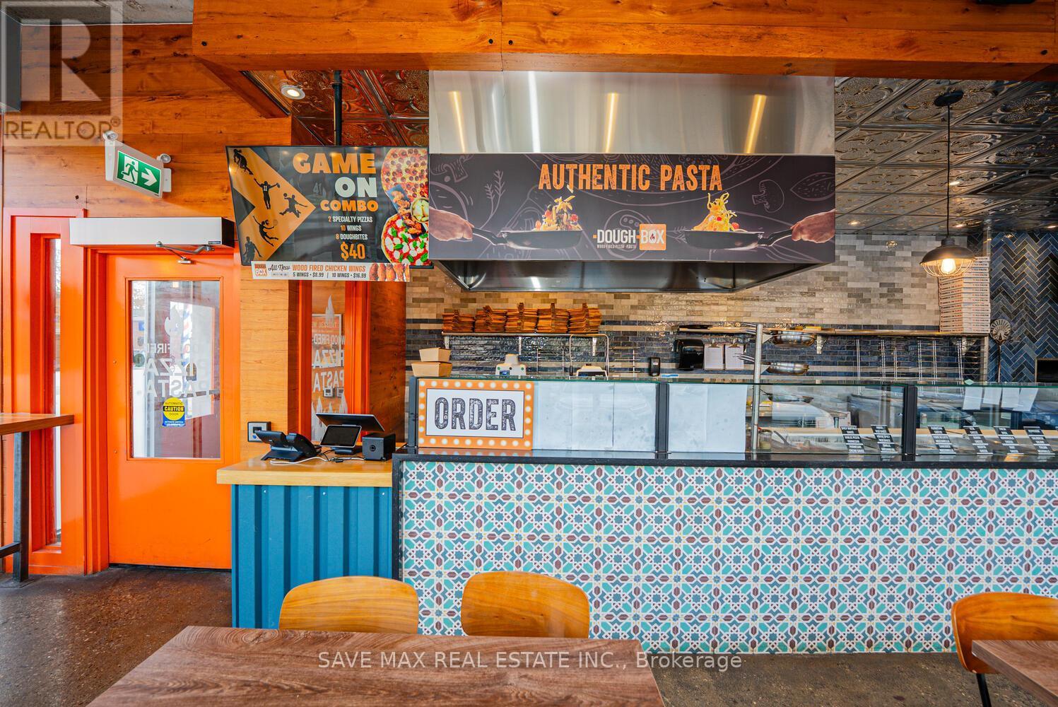 230 Lakeshore Road E, Mississauga, ON