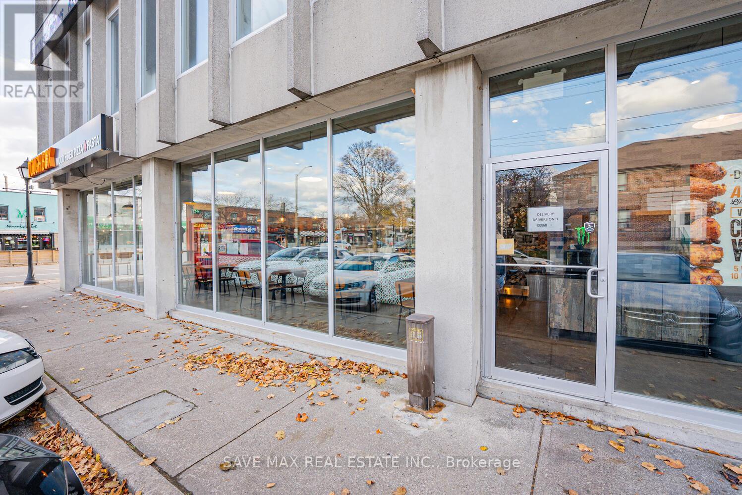 230 Lakeshore Road E, Mississauga, ON