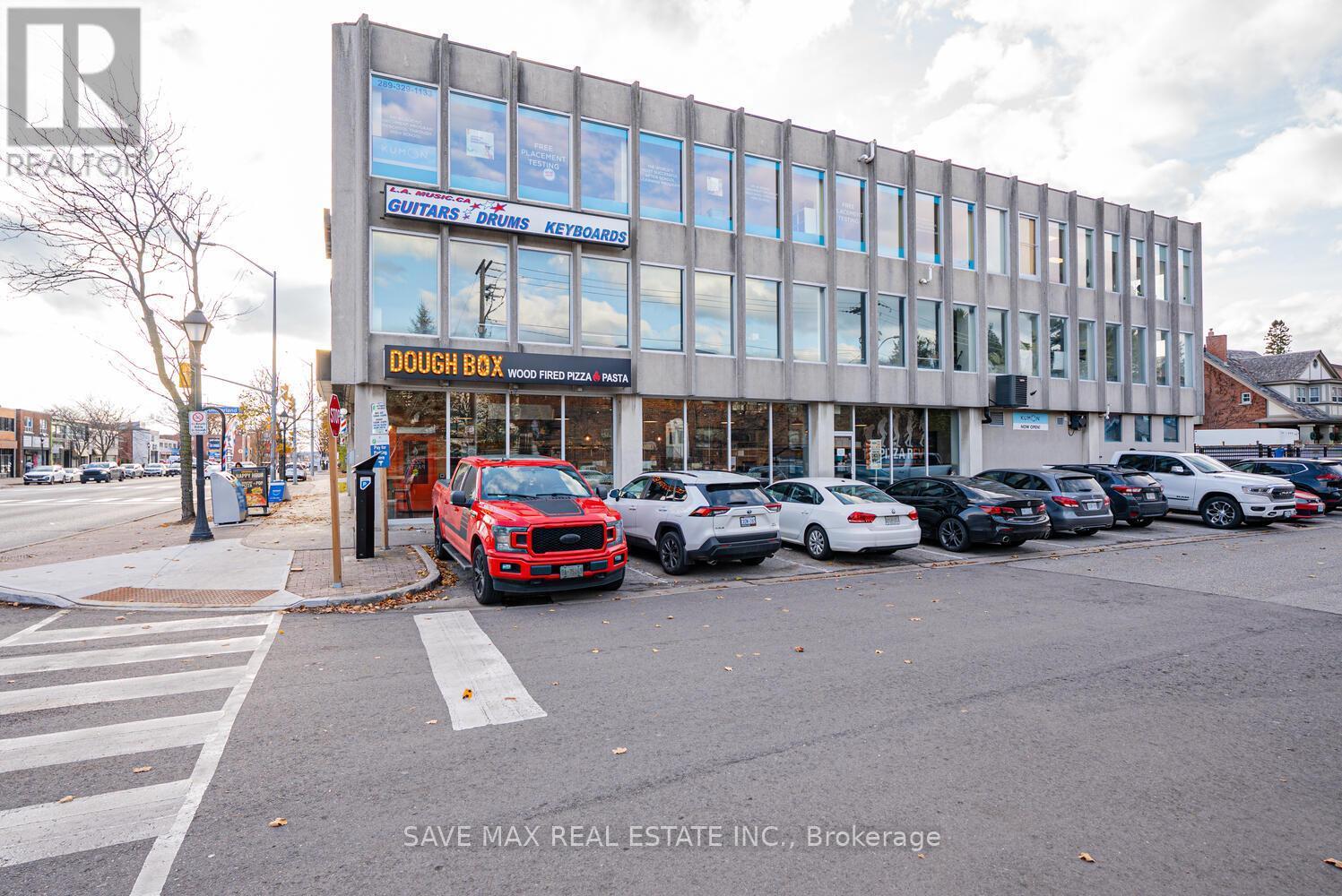 230 Lakeshore Road E, Mississauga, ON