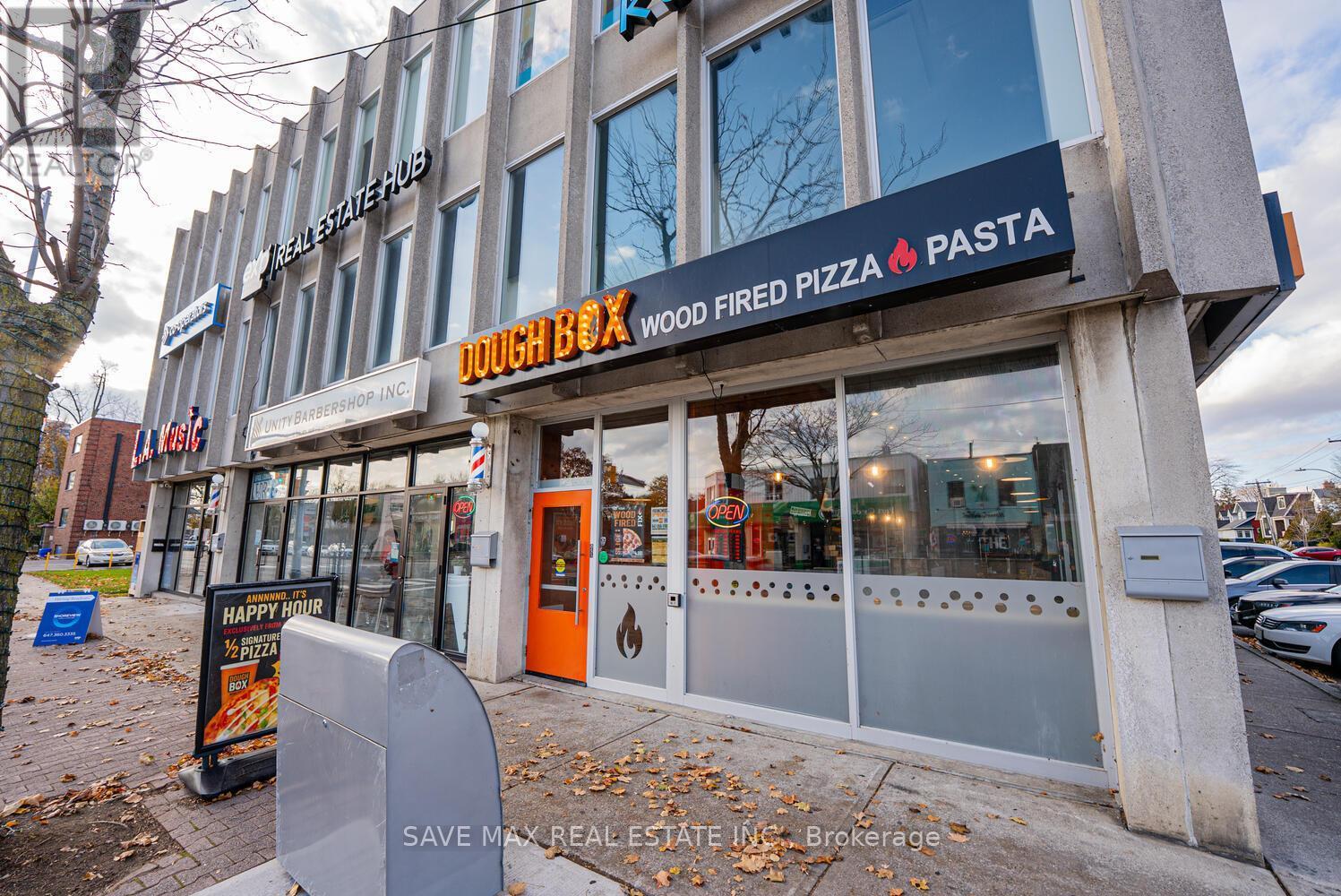 230 Lakeshore Road E, Mississauga, ON