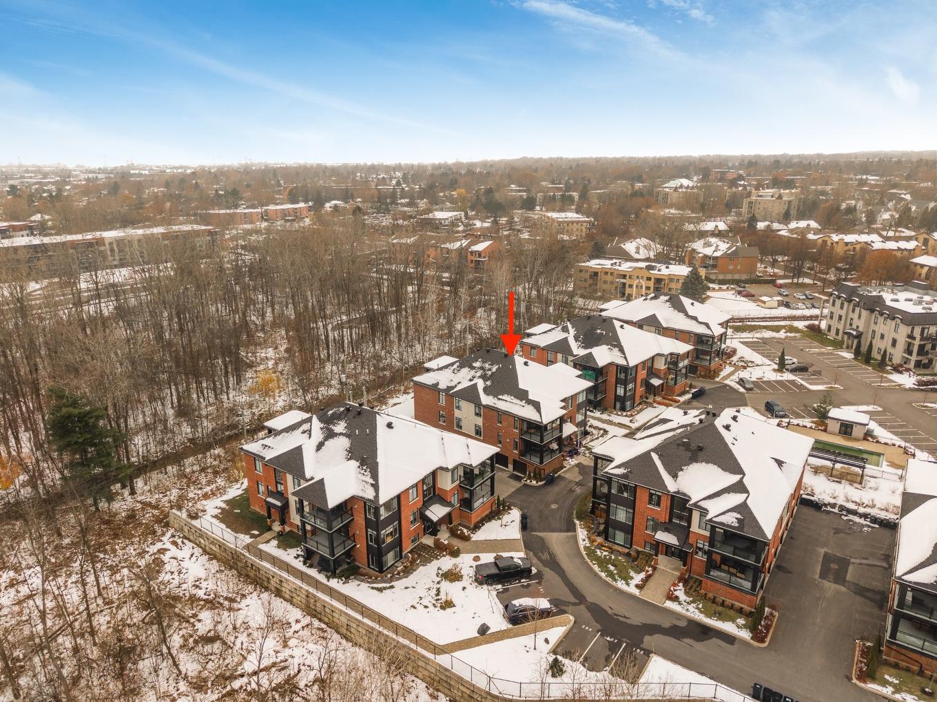 Aerial photo - 101-2205 Place Des Tilleuls, Saint-Bruno-De-Montarville, QC - Outdoor With View