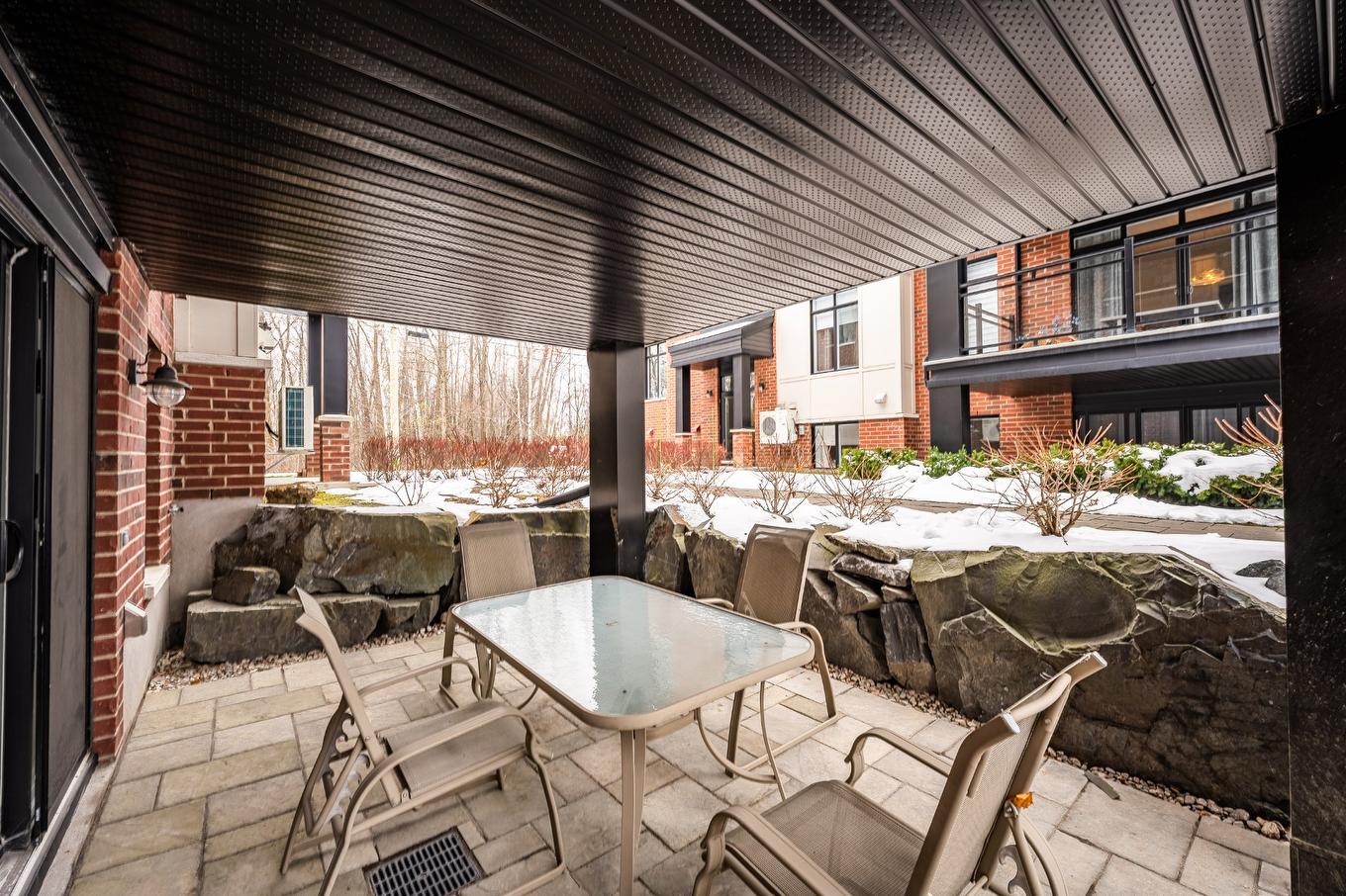 Patio - 101-2205 Place Des Tilleuls, Saint-Bruno-De-Montarville, QC - Outdoor With Deck Patio Veranda