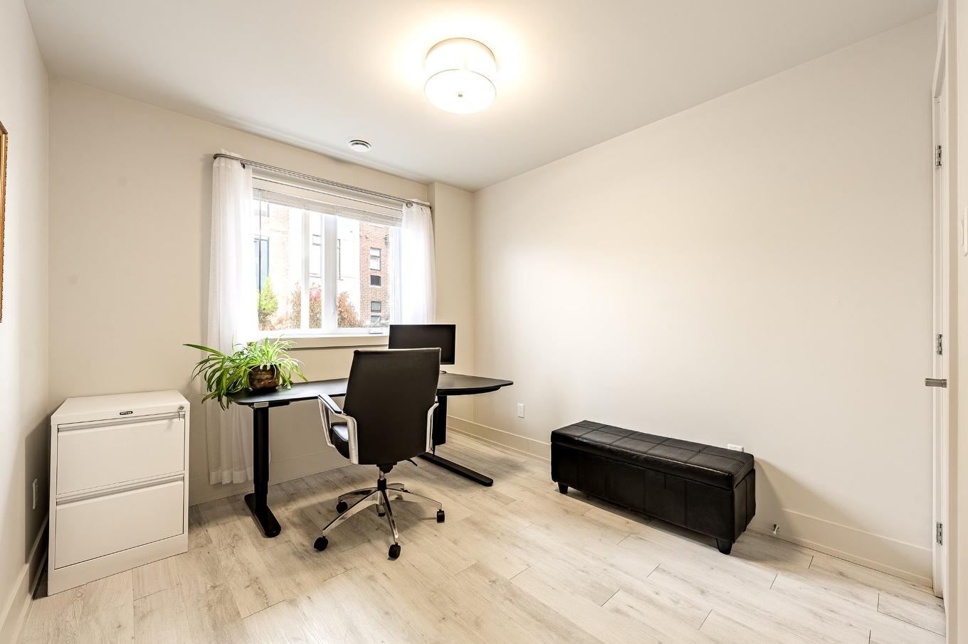 Bedroom - 101-2205 Place Des Tilleuls, Saint-Bruno-De-Montarville, QC - Indoor Photo Showing Office