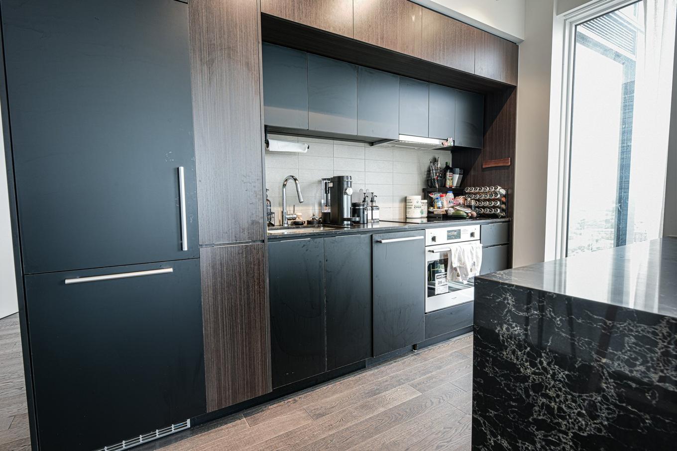 Kitchen - 4802-1288 Rue St-Antoine O., Montréal (Ville-Marie), QC - Indoor Photo Showing Kitchen With Upgraded Kitchen