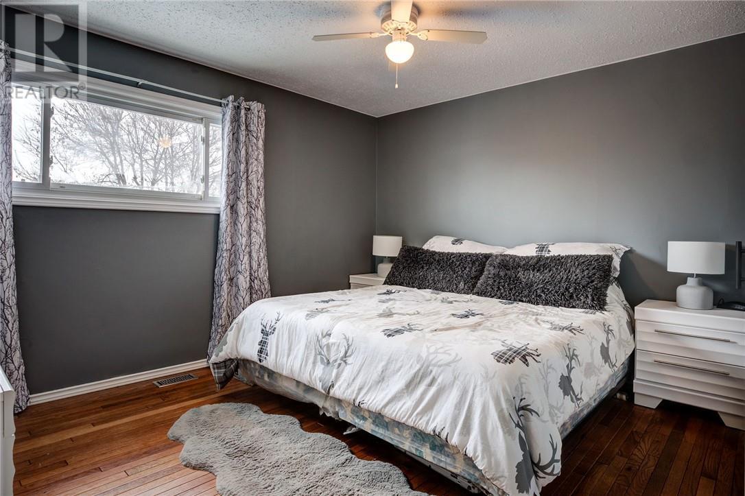 52 Abbe Street, Chelmsford, ON - Indoor Photo Showing Bedroom