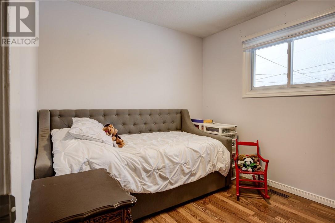 52 Abbe Street, Chelmsford, ON - Indoor Photo Showing Bedroom