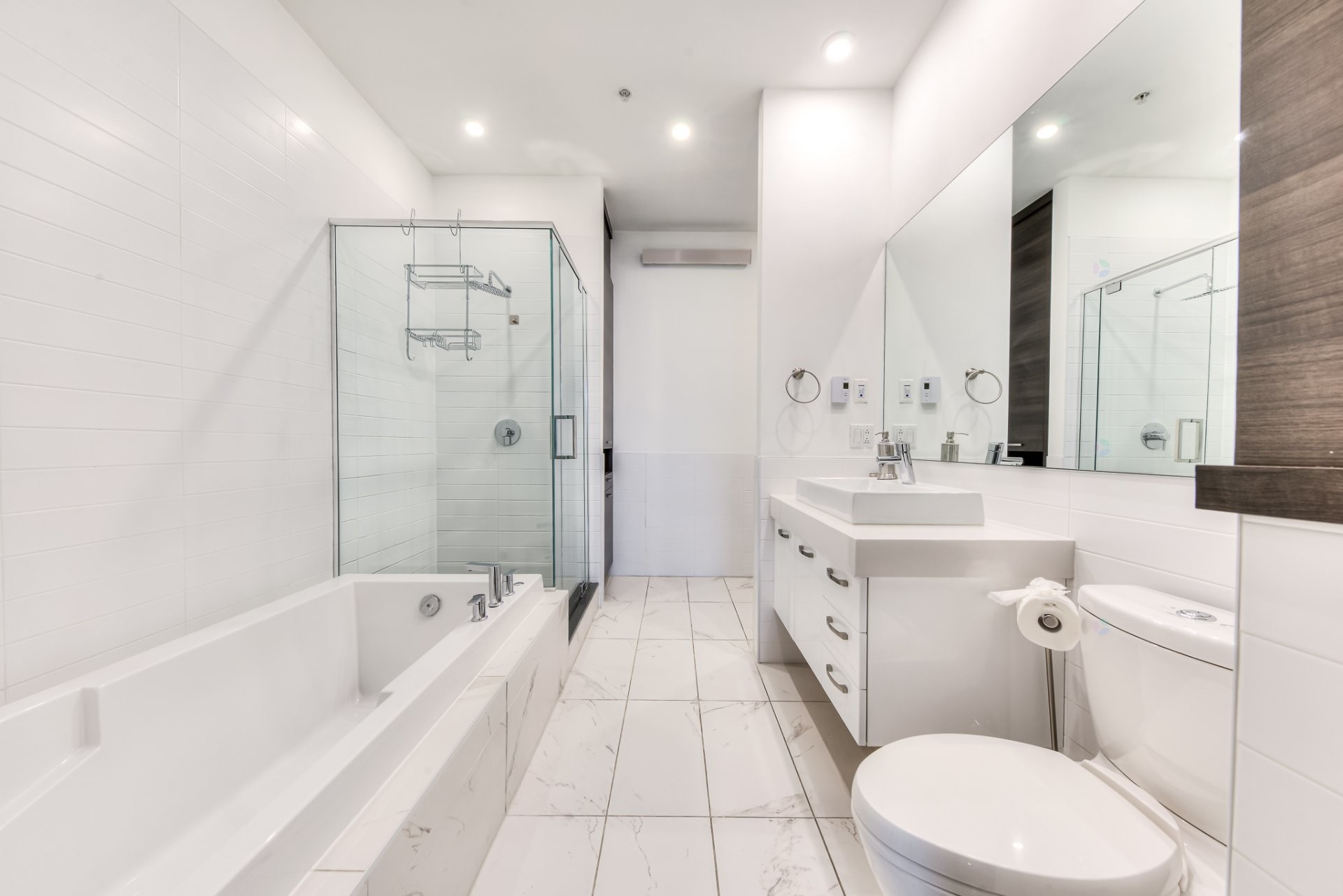 Salle de bains - 606-2480 Rue Des Nations, Montréal (Saint-Laurent), QC - Indoor Photo Showing Bathroom